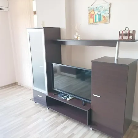 One Bedroom 10 - Vasil Aprilov 64 Apartment *