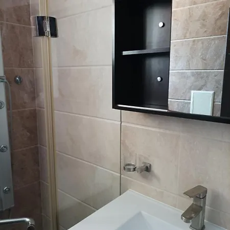 Apartment One Bedroom 10 - Vasil Aprilov 64 *