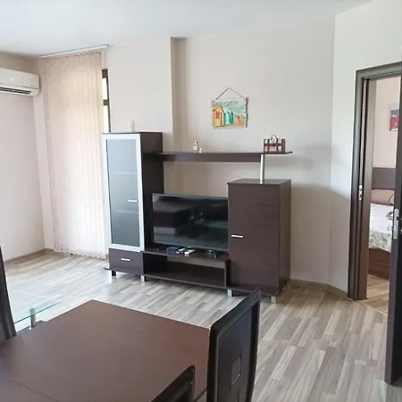 Apartment One Bedroom 10 - Vasil Aprilov 64 Plovdiv