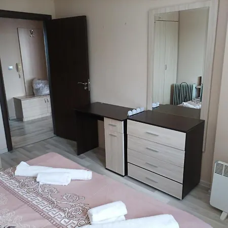 Apartment One Bedroom 10 - Vasil Aprilov 64 Plovdiv