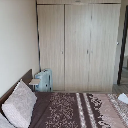 Apartment One Bedroom 10 - Vasil Aprilov 64